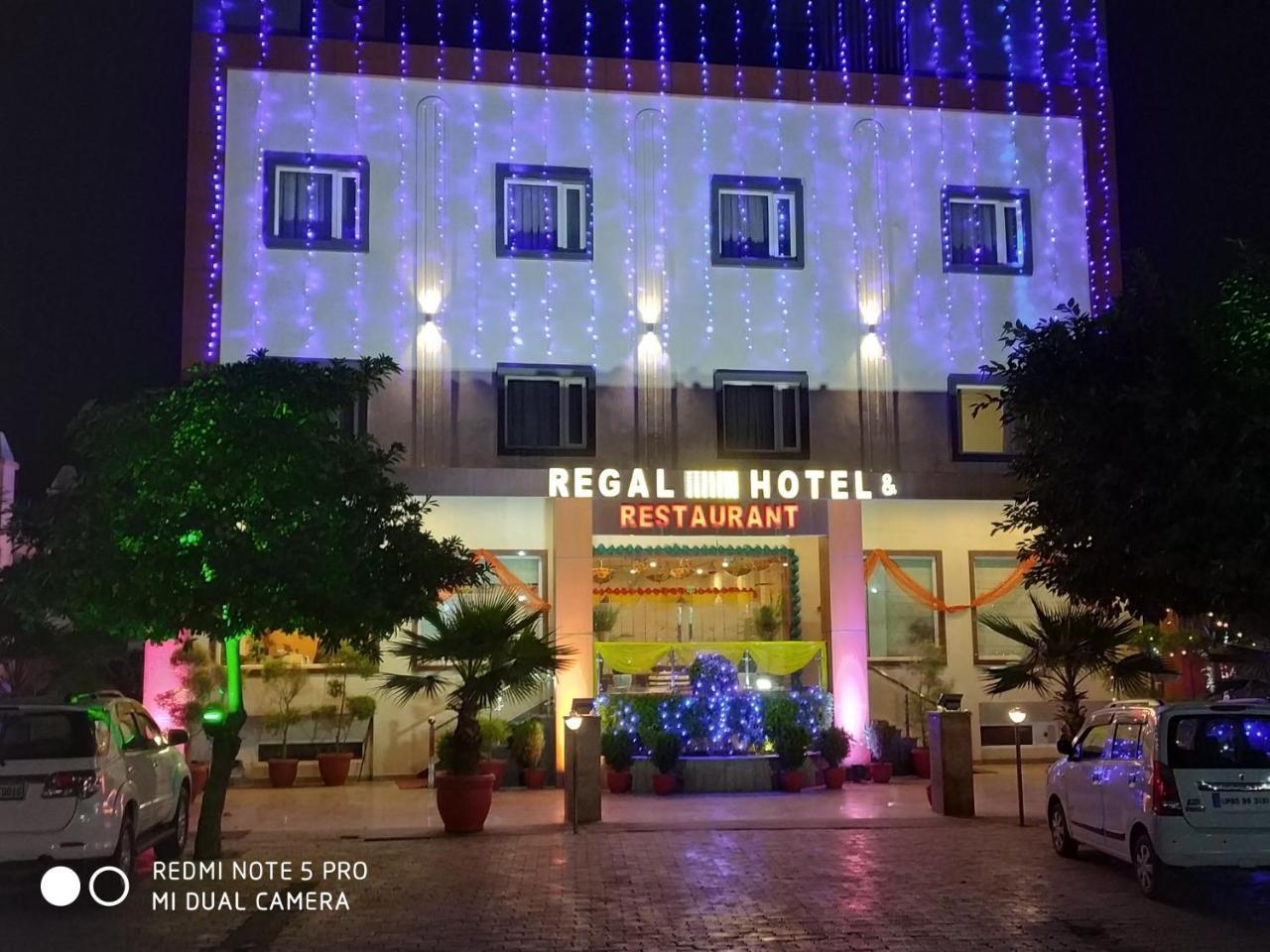 Regal Hotel And Restaurant Mathura Exterior foto